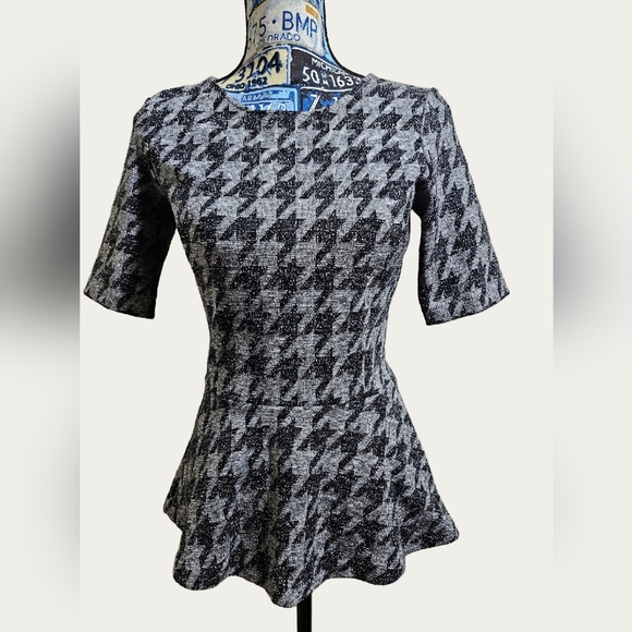 Theory Tops - Theory Women Black Gray Houndstooth Peplum 1/2 Sleeve Top